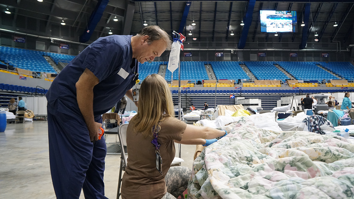 NDMS responder provides patient care at Federal Medical Station