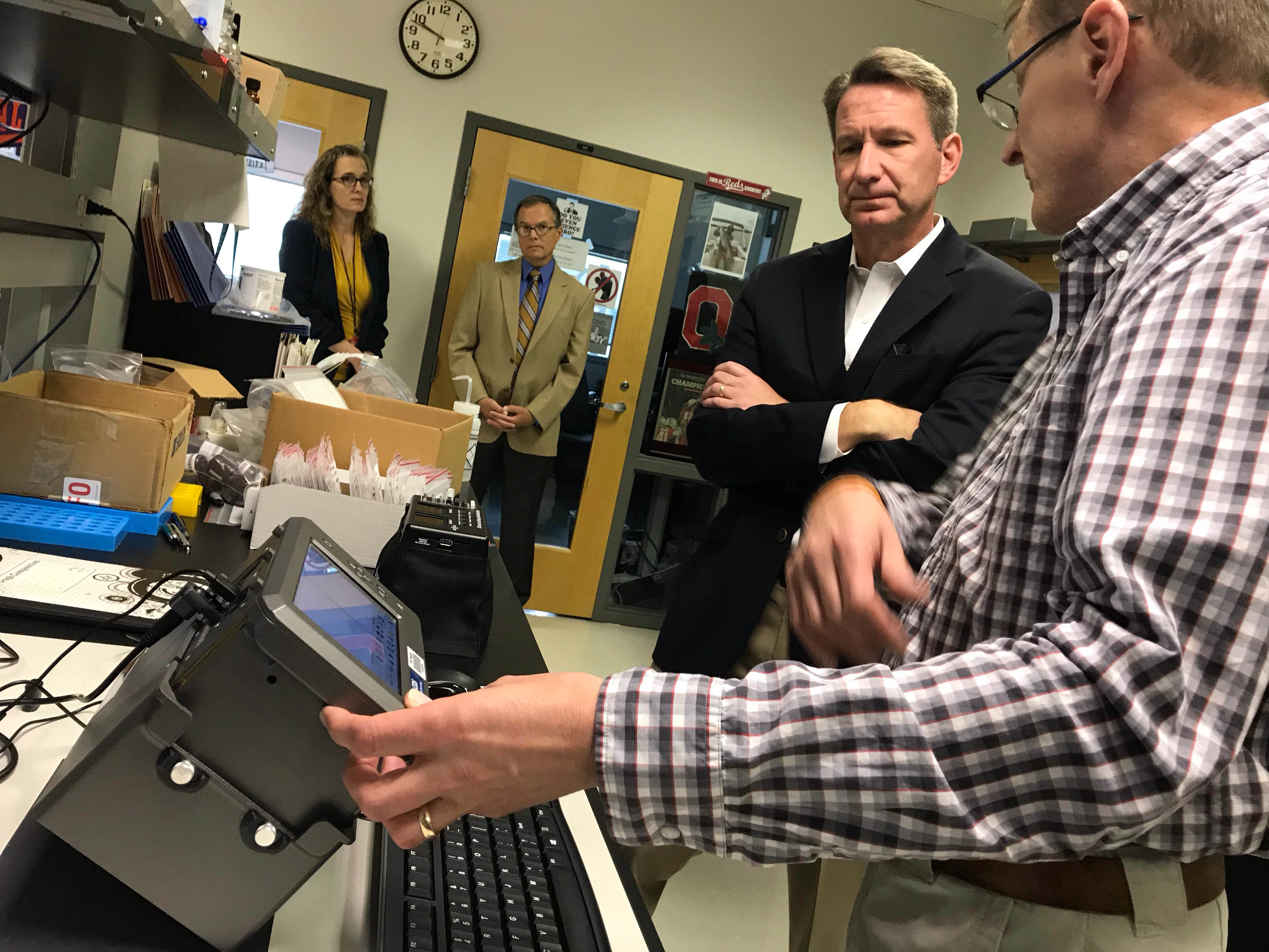 Acting FDA Commissioner Ned Sharpless, M.D. takes a tour of the FDA’s Forensic Chemistry Center 