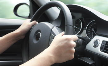 hands on steering wheel (350x215)