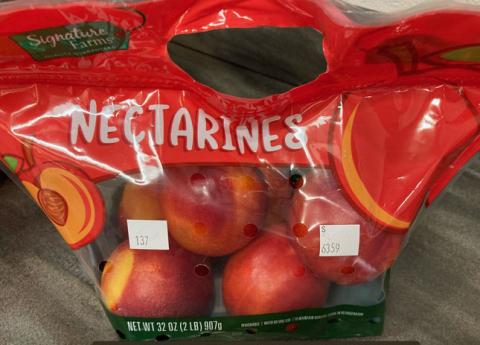 Image 8: “Signature Farms Nectarines label, 2 lb. bag”